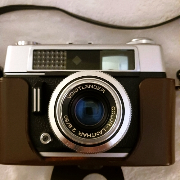 Voigtlander Color-Lanthar 2.8/50 Camera
